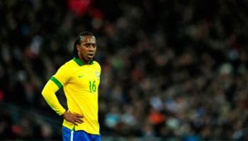 Arouca, who played for Brazil's national team last year, called racist comments and actions by fans “lamentable”, and hopes something can be done following a number of recent incidents.